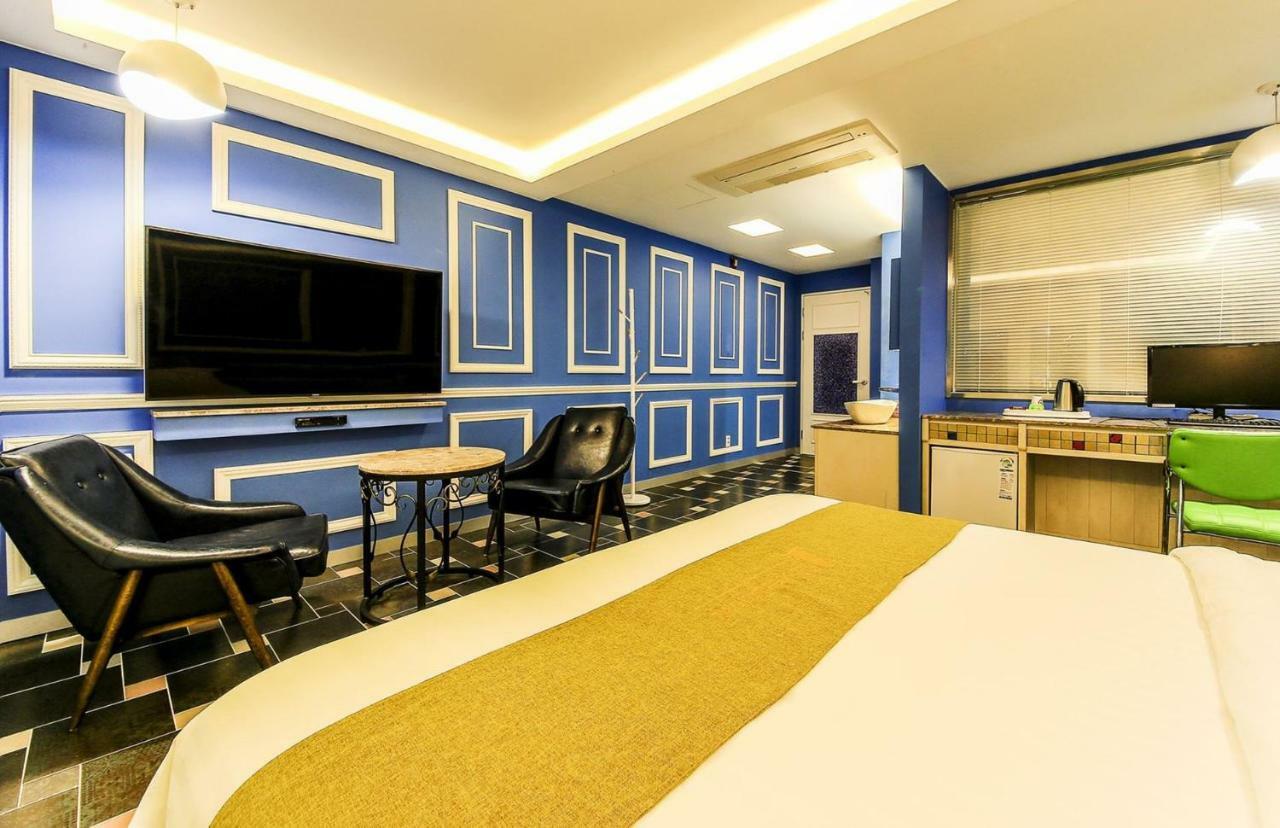 Dubai Hotel Чеонджу Екстериор снимка